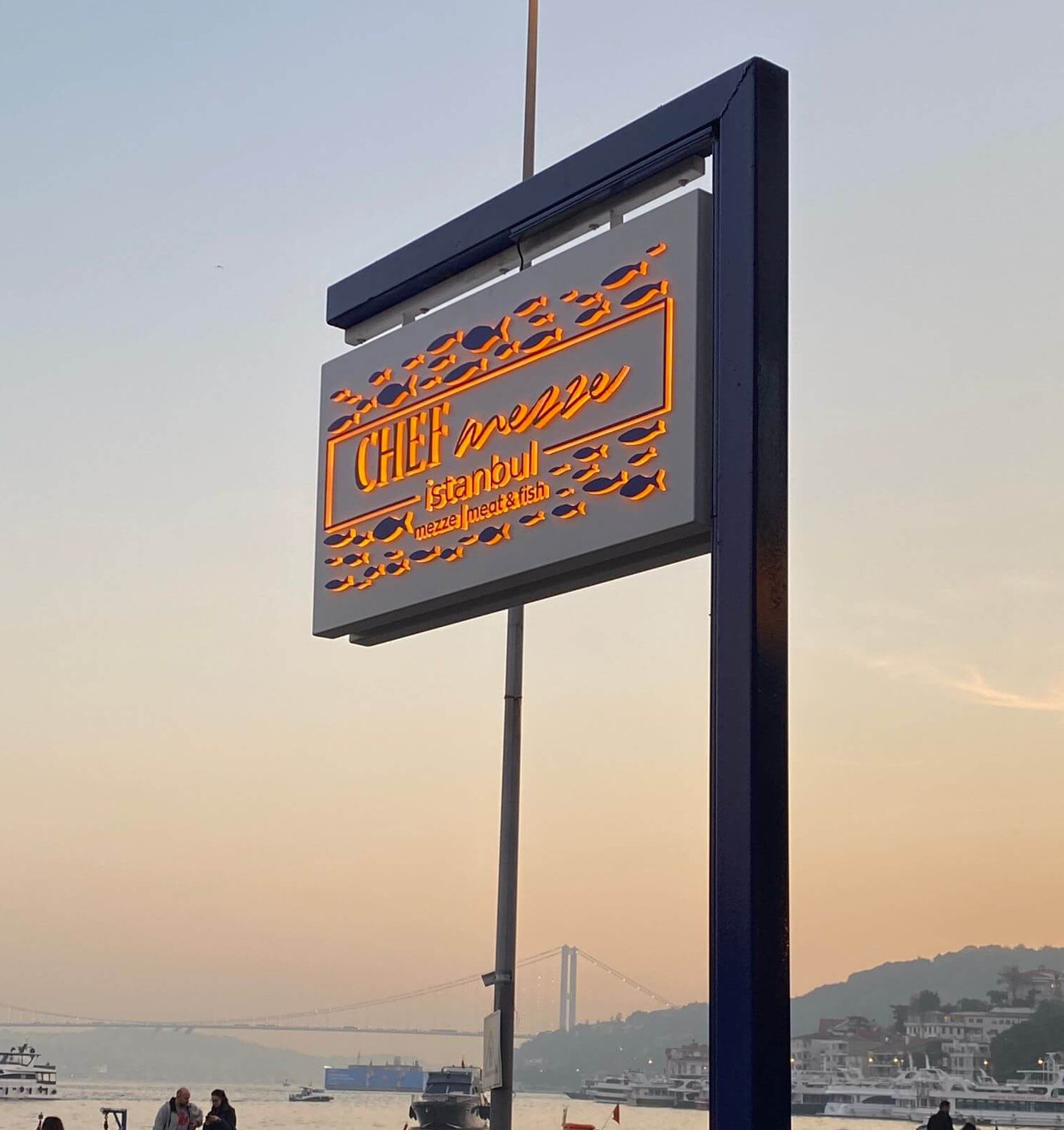 Fener tabelası – A2 Reklam tarafından hazırlanan işletme girişlerine şık ve estetik fener tabelalar.