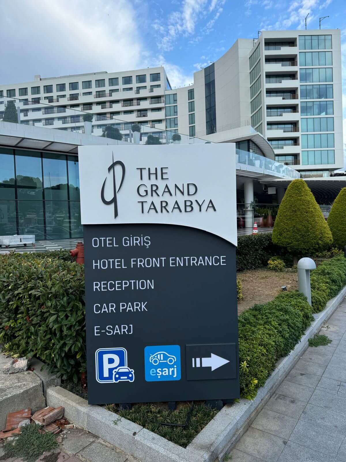 A2 Reklam Esenyurt tabela tasarımları – İşletmenizi yansıtan estetik ve modern çözümler.